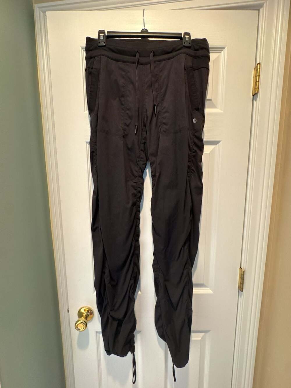 Lululemon Street to Studio Pants Black Ruched Leg Joggers Drawstring